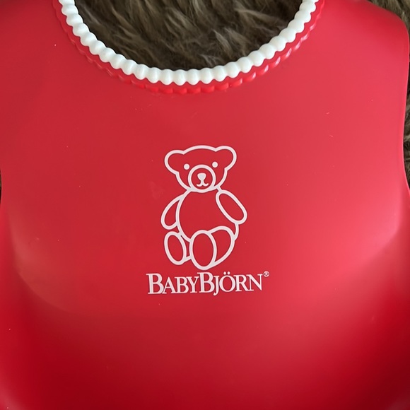 Red Baby bjorn baby bib - Picture 3 of 5